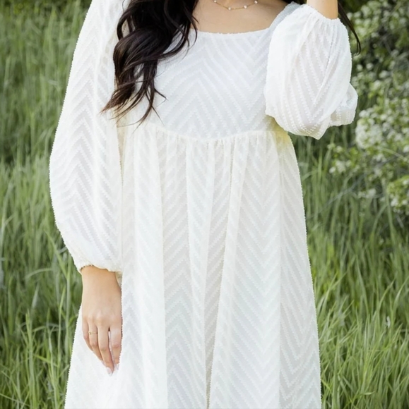 Size medium Carmen Dress from Indie & Co - Picture 3 of 3